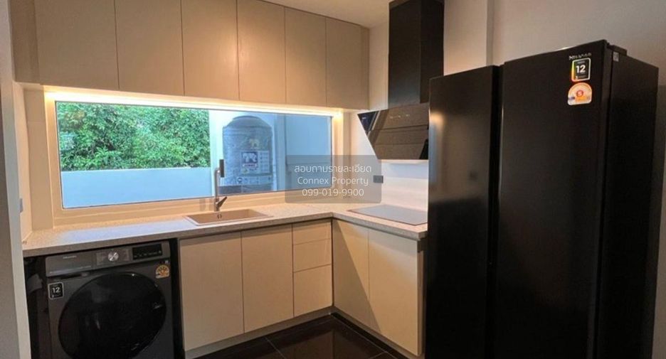 For sale 3 bedrooms townhouse in Prawet, Bangkok