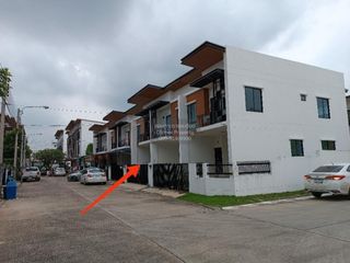 出售 3 卧室 联排别墅 在 Prawet, 曼谷