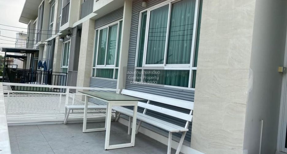 For sale 4 bedrooms townhouse in Pak Kret, Nonthaburi