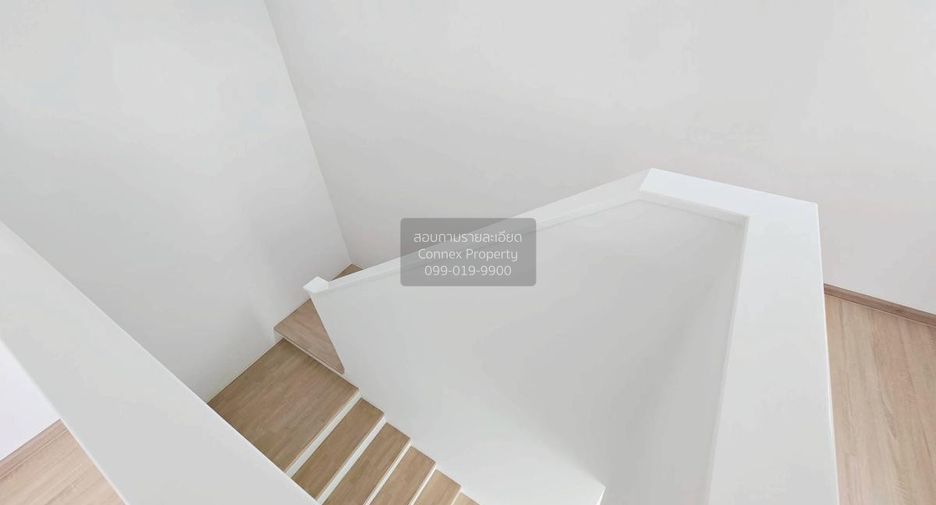 For sale 4 bedrooms house in Lat Phrao, Bangkok