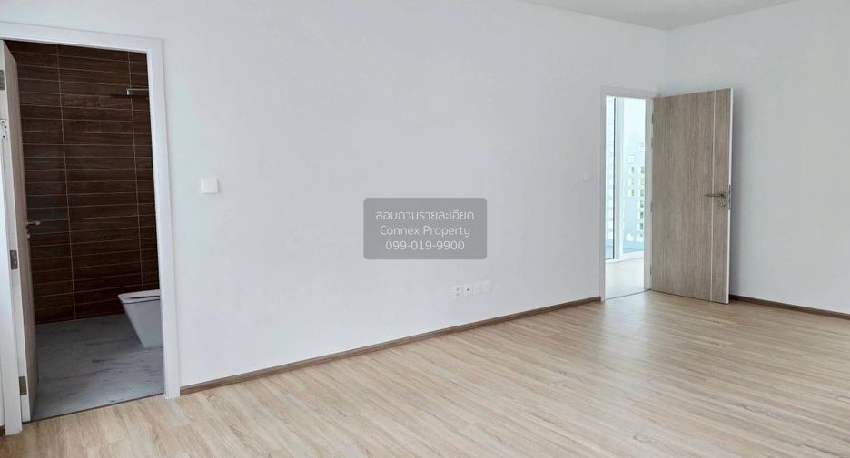 For sale 4 bedrooms house in Lat Phrao, Bangkok