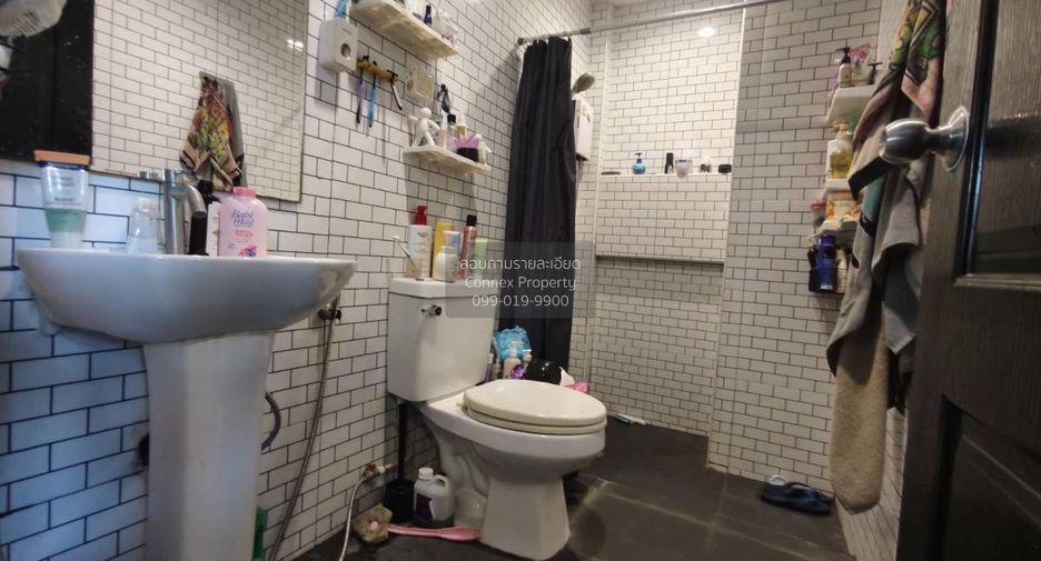 For sale 3 ベッドルーム retail Space in Lam Luk Ka, Pathum Thani
