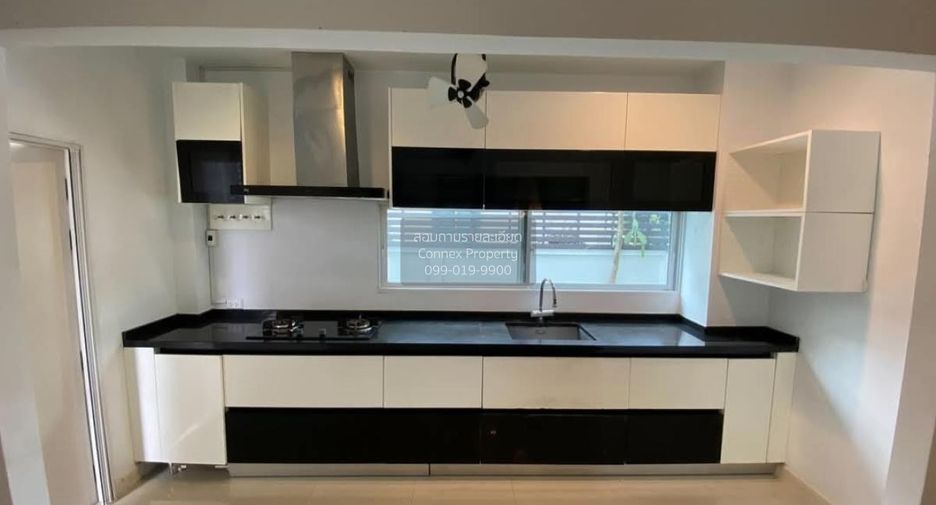 For sale 3 bedrooms house in Prawet, Bangkok