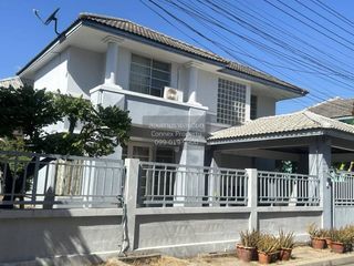 For sale 3 bedrooms house in Nong Chok, Bangkok