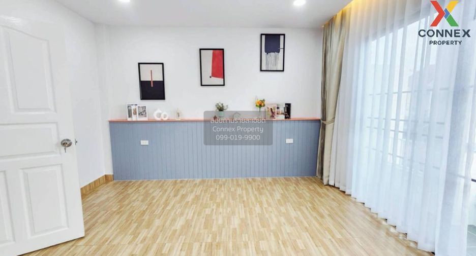 Casa adosada en venta de 2 habitaciones en Thanyaburi, Pathum Thani