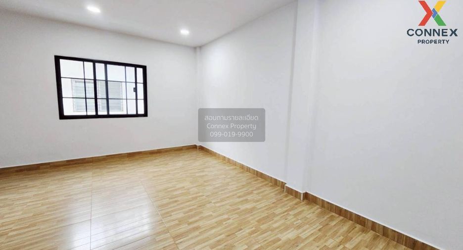 Casa adosada en venta de 2 habitaciones en Thanyaburi, Pathum Thani