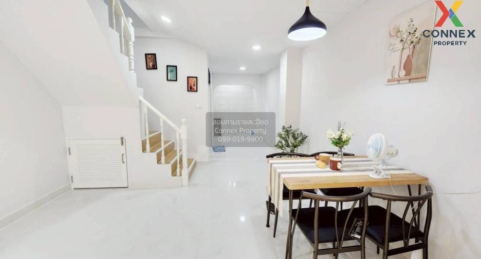 Casa adosada en venta de 2 habitaciones en Thanyaburi, Pathum Thani