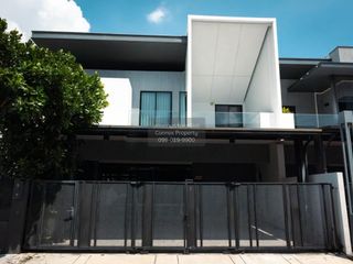 For sale 3 bedrooms townhouse in Bang Phli, Samut Prakan