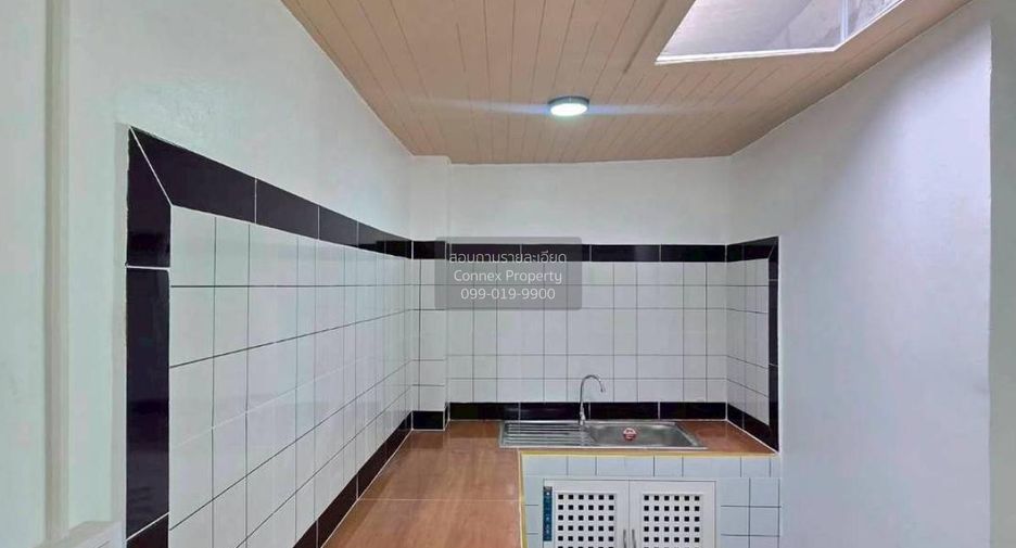For sale 2 bedrooms townhouse in Bang Bua Thong, Nonthaburi