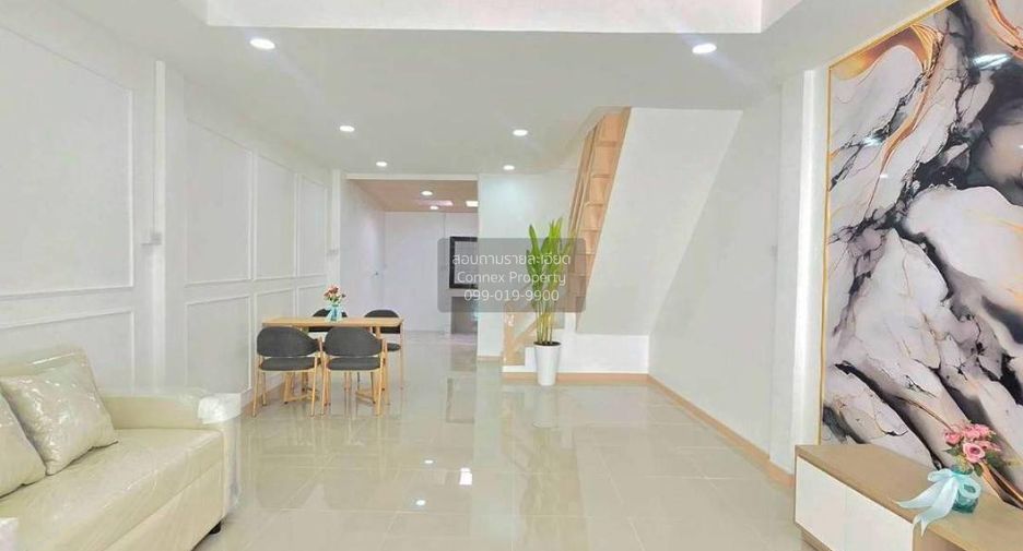 For sale 2 bedrooms townhouse in Bang Bua Thong, Nonthaburi