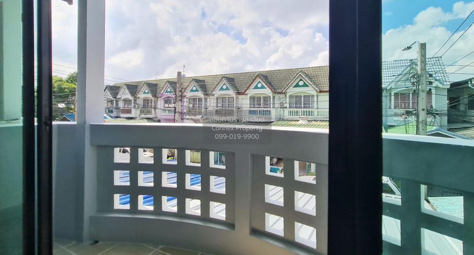 Casa adosada en venta de 2 habitaciones en Mueang Nonthaburi, Nonthaburi
