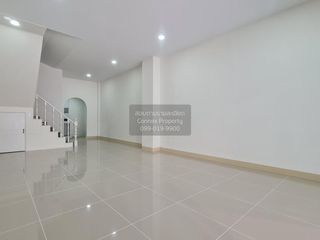 Продажа 2 спальни таунхаус в Mueang Nonthaburi, Нонтабури