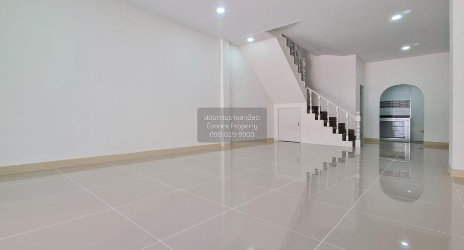 Casa adosada en venta de 2 habitaciones en Mueang Nonthaburi, Nonthaburi