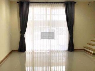 For sale 4 bedrooms townhouse in Rat Burana, Bangkok