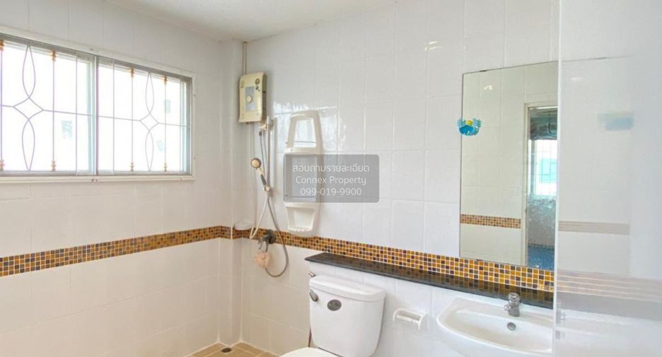 For sale 3 bedrooms house in Lat Krabang, Bangkok