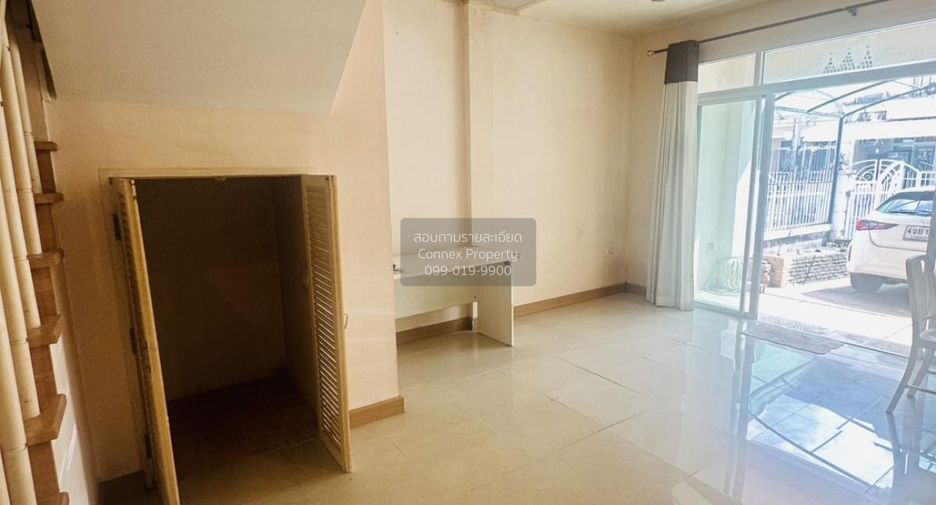 For sale 2 bedrooms townhouse in Mueang Nonthaburi, Nonthaburi