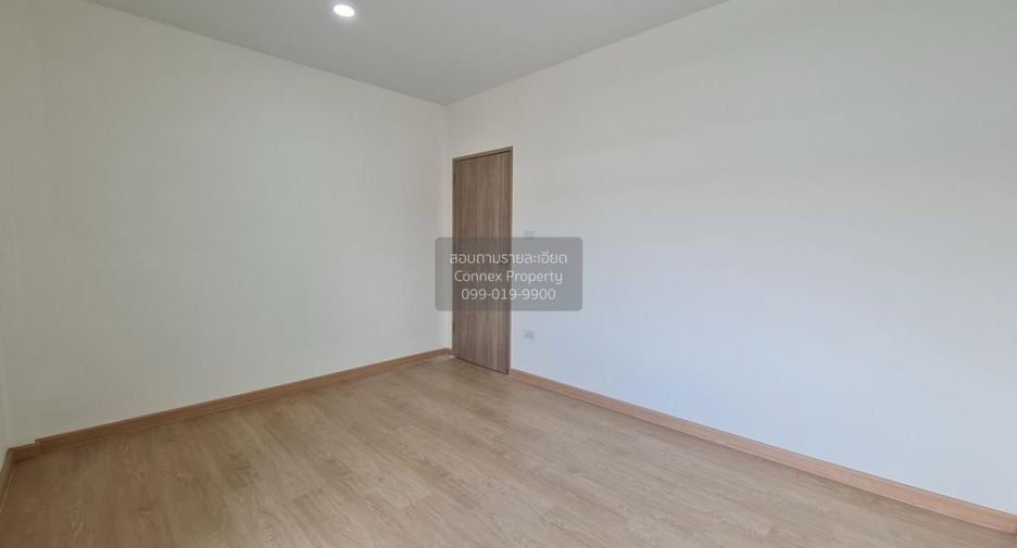 Reihenhaus zum Kauf mit 3 Zimmer in Khlong Sam Wa, Bangkok