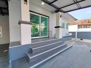 For sale 4 ベッドルーム house in Phutthamonthon, Nakhon Pathom