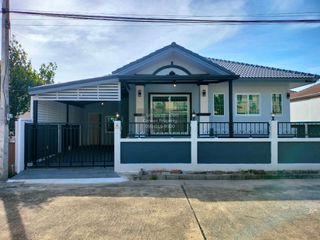 For sale 4 ベッドルーム house in Phutthamonthon, Nakhon Pathom