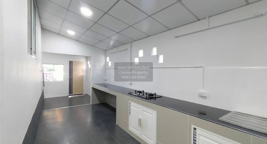 For sale 4 ベッドルーム house in Phutthamonthon, Nakhon Pathom