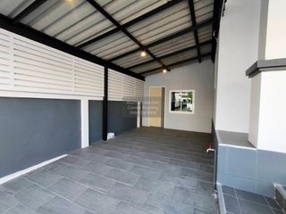 For sale 4 ベッドルーム house in Phutthamonthon, Nakhon Pathom