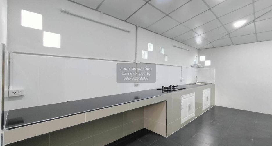 For sale 4 ベッドルーム house in Phutthamonthon, Nakhon Pathom
