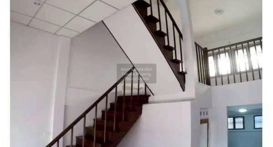 Casa adosada en venta de 3 habitaciones en Lak Si, Bangkok