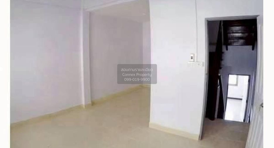 Casa adosada en venta de 3 habitaciones en Lak Si, Bangkok