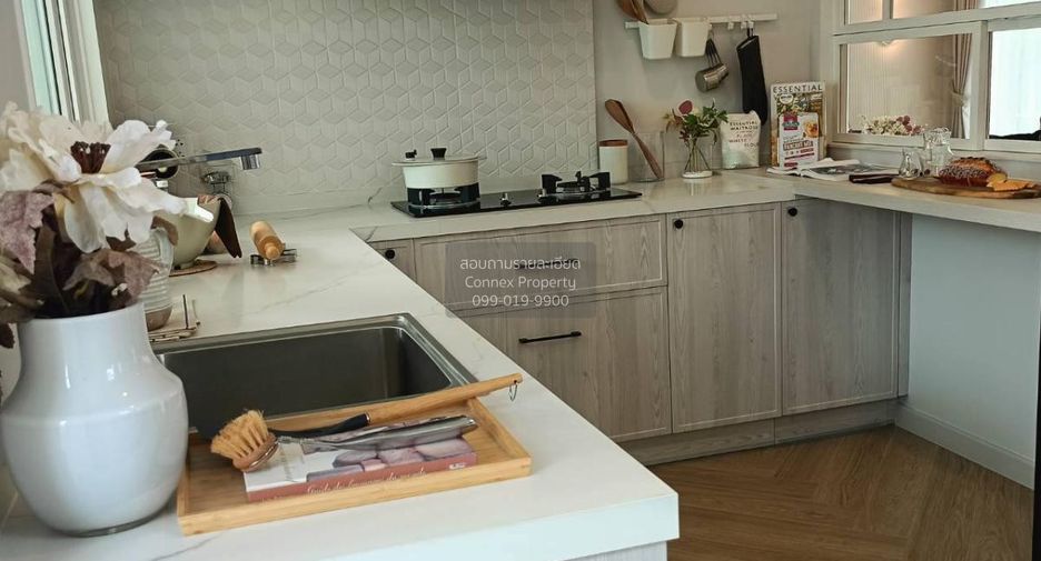 For rent 4 bedrooms house in Bang Phli, Samut Prakan