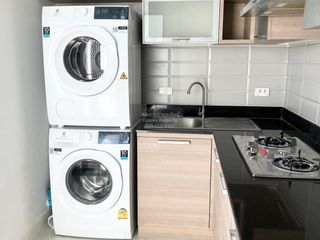 Reihenhaus zur Miete mit 3 Zimmer in Phra Khanong, Bangkok