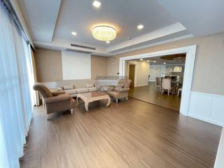 For rent 4 bedrooms condo in Watthana, Bangkok