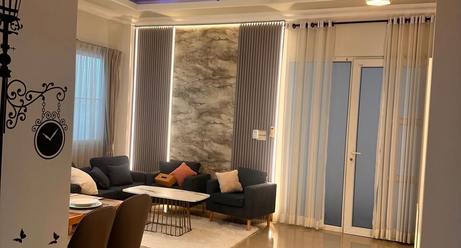 Haus zum Kauf mit 3 Zimmer in Bang Lamung, Chonburi