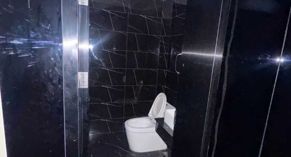 Hotel en alquiler de 20 habitaciones en Bang Lamung, Chonburi