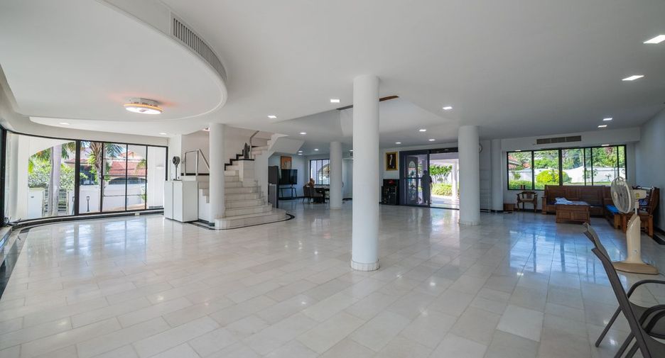 À vendre 8 chambres maison à East Pattaya, Pattaya