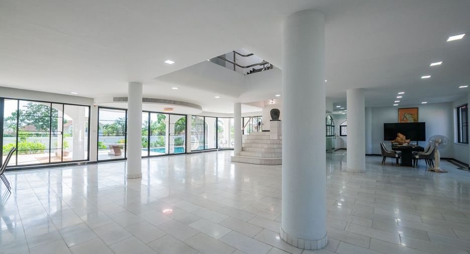 À vendre 8 chambres maison à East Pattaya, Pattaya