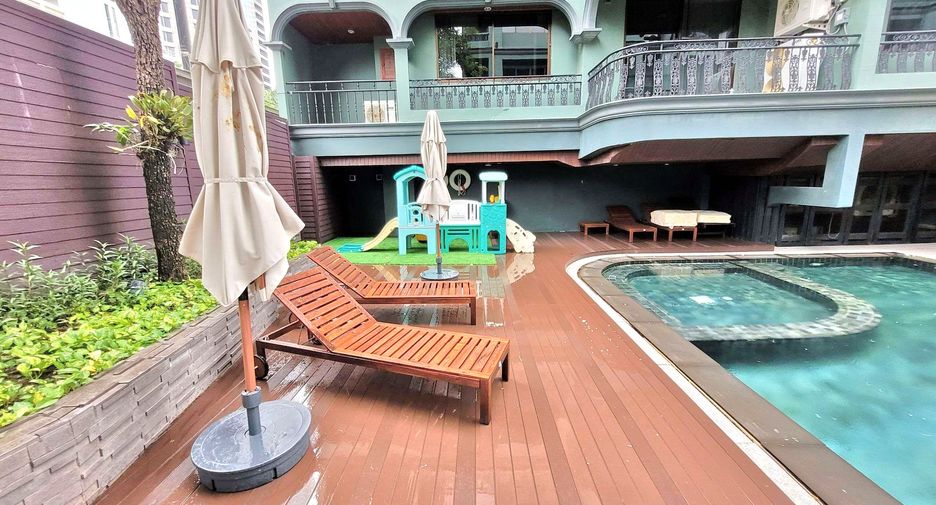 Wohnung zur Miete mit 1 Zimmer in Pathum Wan, Bangkok