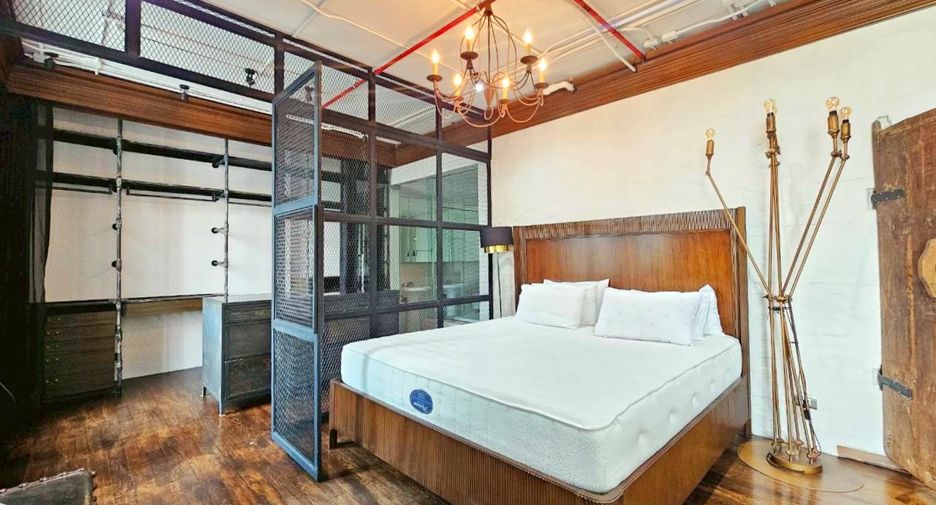 À louer 3 chambres condo à Khlong Toei, Bangkok