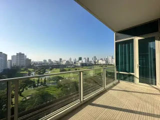 Wohnung zur Miete und zum Kauf mit 2 Zimmer in Pathum Wan, Bangkok