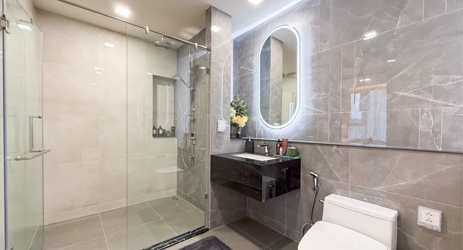 For sale 2 bedrooms condo in Bang Lamung, Chonburi