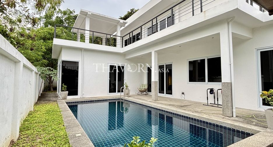 Haus zum Kauf mit 4 Zimmer in Sattahip, Chonburi