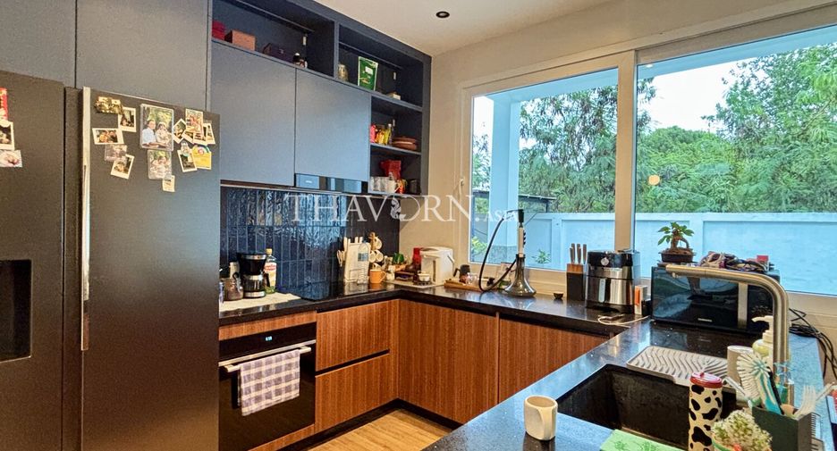 Haus zum Kauf mit 4 Zimmer in Sattahip, Chonburi