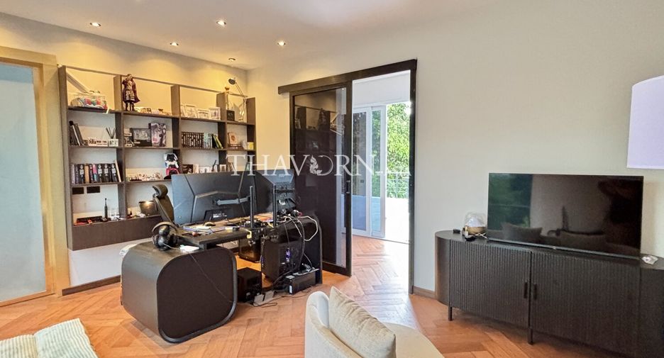 Haus zum Kauf mit 4 Zimmer in Sattahip, Chonburi