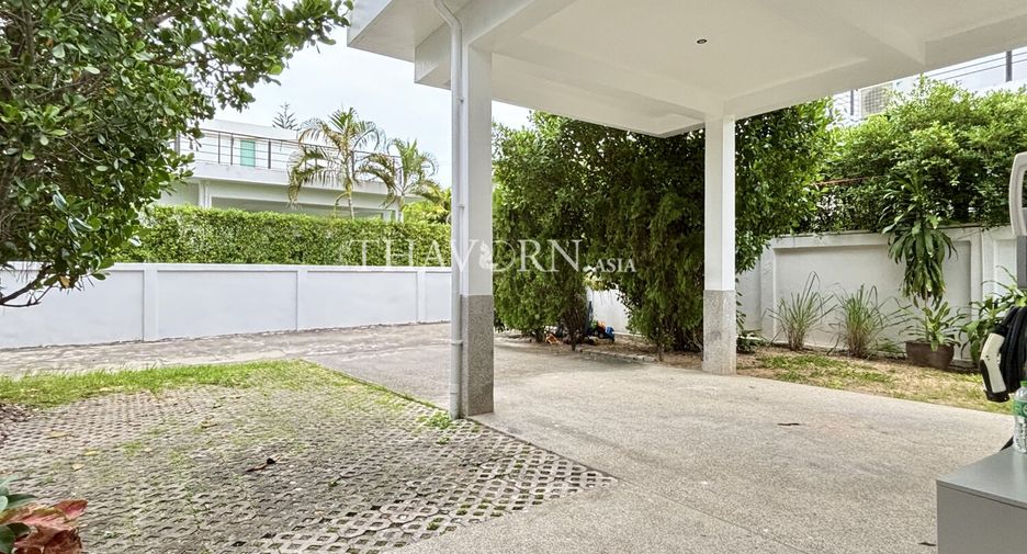 Haus zum Kauf mit 4 Zimmer in Sattahip, Chonburi