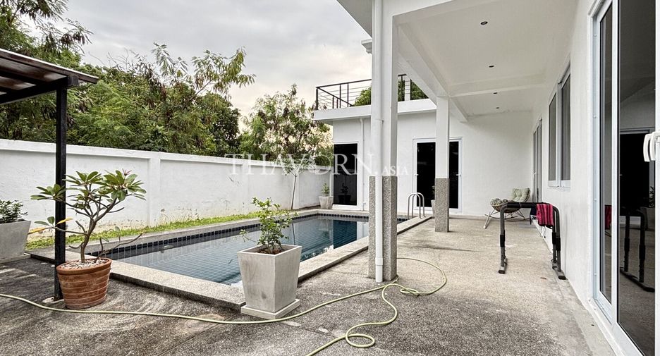 Haus zum Kauf mit 4 Zimmer in Sattahip, Chonburi