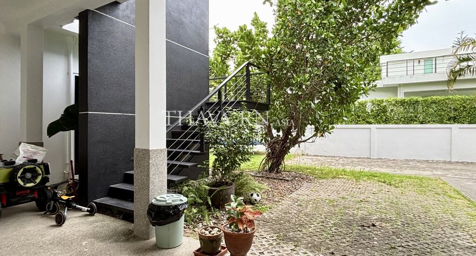 Haus zum Kauf mit 4 Zimmer in Sattahip, Chonburi