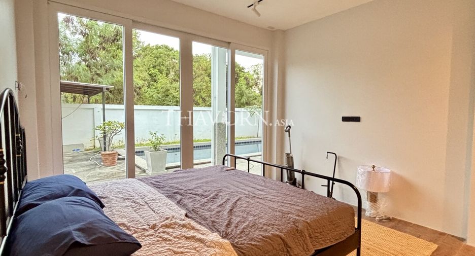 Haus zum Kauf mit 4 Zimmer in Sattahip, Chonburi