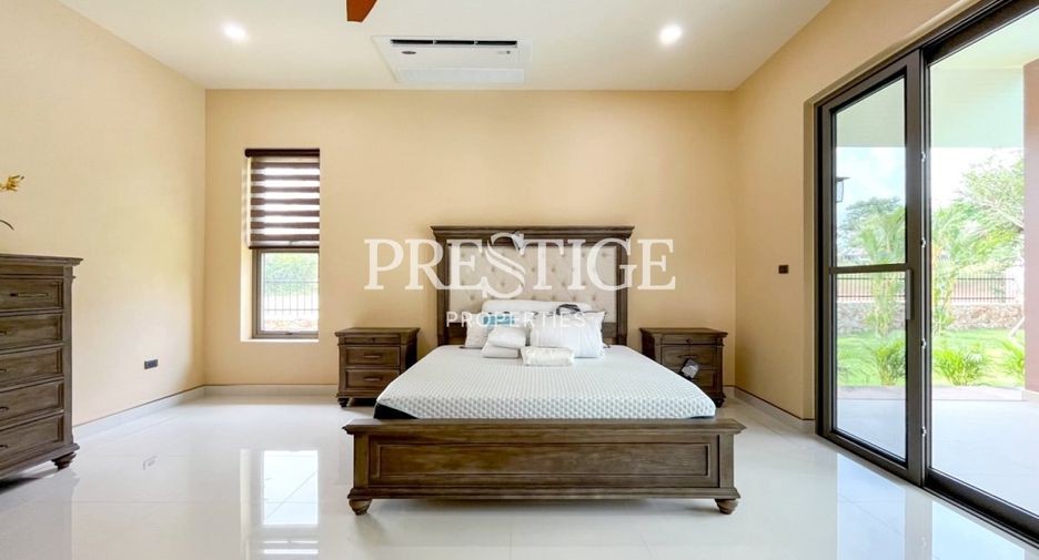 Casa en venta de 4 habitaciones en Bang Lamung, Chonburi
