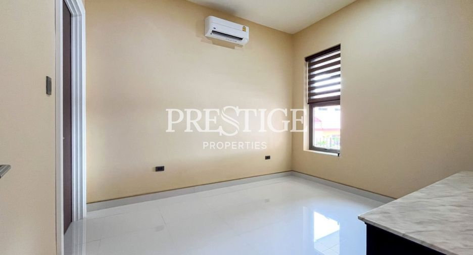 Casa en venta de 4 habitaciones en Bang Lamung, Chonburi