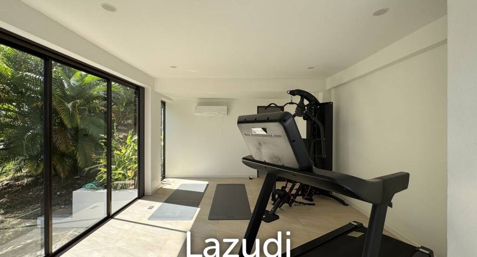 For sale 4 bedrooms villa in Ko Samui, Surat Thani
