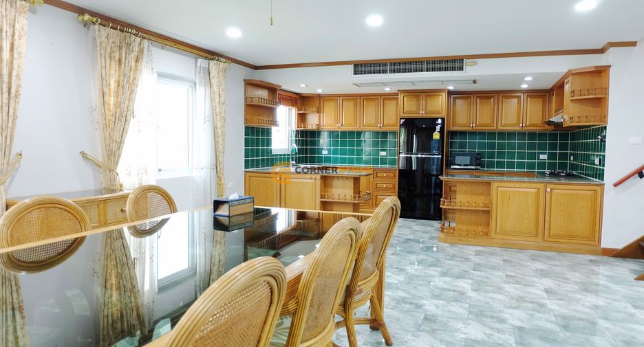 For rent and for sale 3 bedrooms house in Bang Lamung, Chonburi